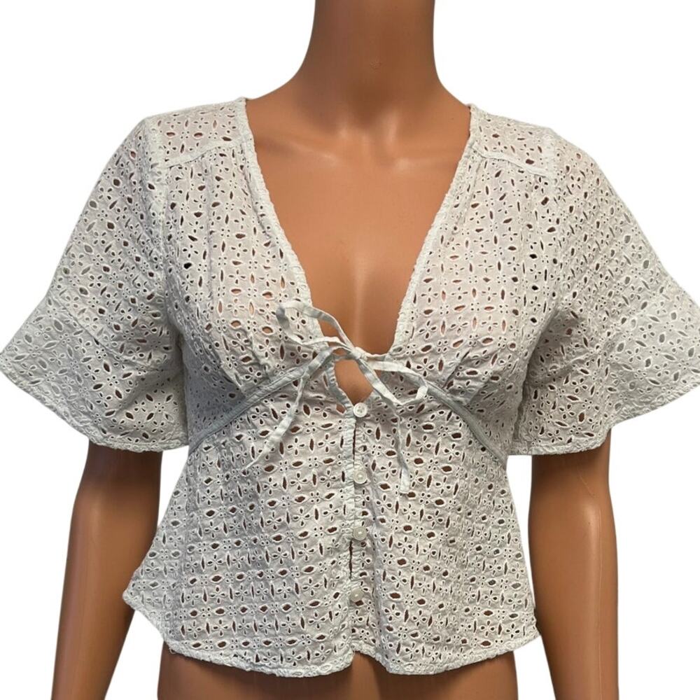 Madewell sz xs White Tie front eyelet top